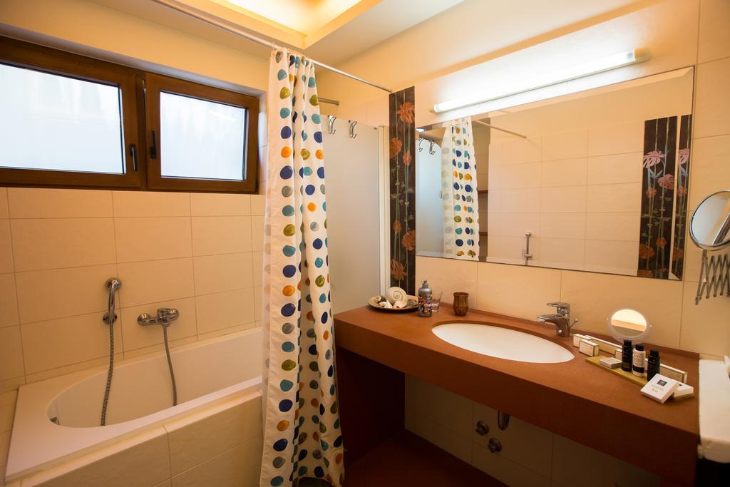 Azure Cove Villa Agia Pelagia  Bagian luar foto